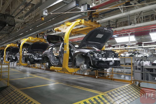vr新聞丨探訪神龍汽車(chē)成都工廠 大車(chē)小車(chē)川流不息