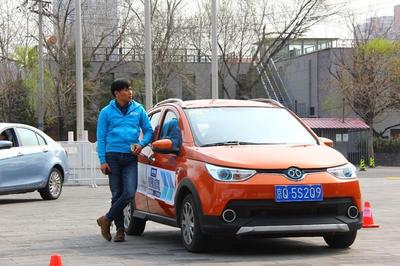 e起試駕 解鎖春日一站式購車新體驗，讓汽車陪駕服務成為你的專屬向導
